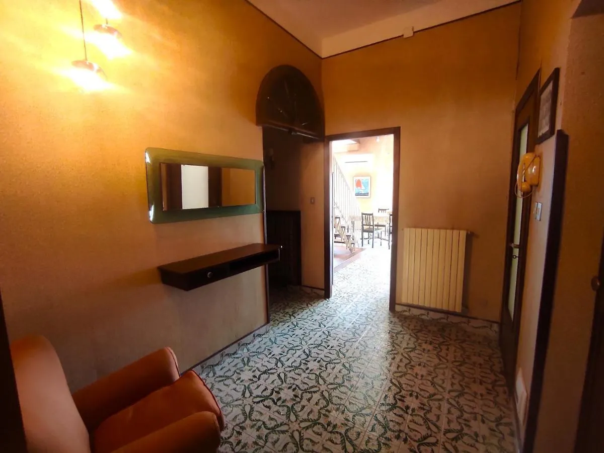 Casa de Férias La Casa Del Nonno Vila Monreale Itália