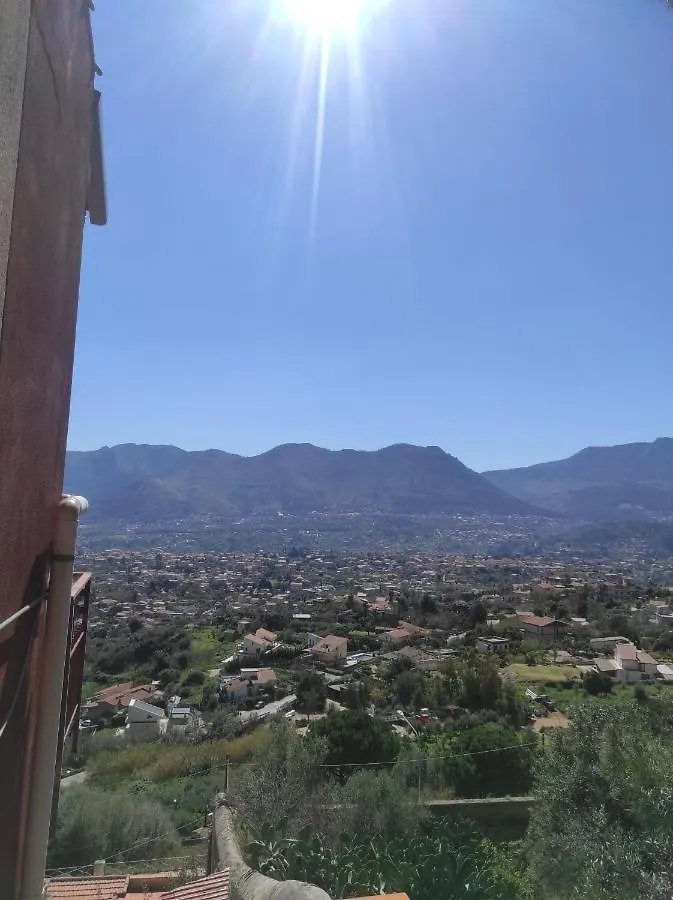 La Casa Del Nonno Vila Monreale 0*,